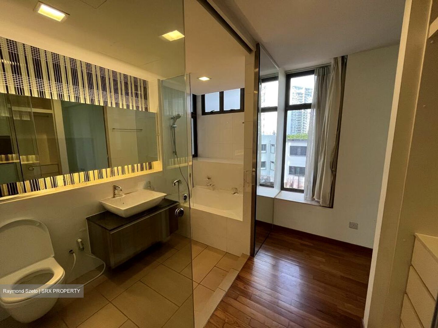 38 Amber (D15), Condominium #517093431